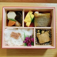 なだ万厨房 日本橋三越本店