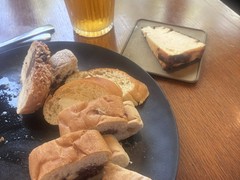 デザートはバスクチーズケーキ
