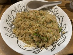 生牡蠣5種盛り、さつま芋里芋の天ぷら、唐揚げ、大磯屋の焼きそば、鶏肉チャーハン