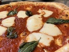 ピッツェリアエイト　南堀江店