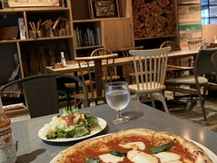 ピッツェリアエイト　南堀江店