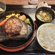 肉究亭