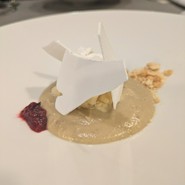 氷温熟成笠間産の栗を使ったラム酒のアイスクリームとココナッツクリームの栗のモンブラン