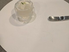 蕪のジュレ（口直し）