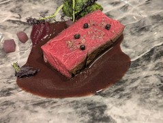 氷温３週間熟成白糠産エゾ鹿ロースのロティ