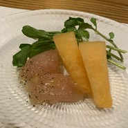 炭火焼鳥 木鶏