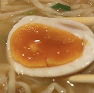 いい感じの黄身の味玉150円！