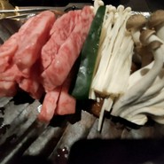飛騨牛　焼肉・すきやき・しゃぶしゃぶ　丸明
