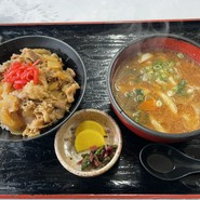 牛丼、豚汁