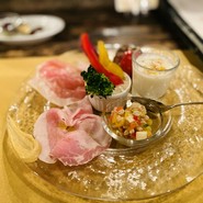 前菜盛り合わせ