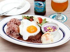 ハワイ定番のロコモコ