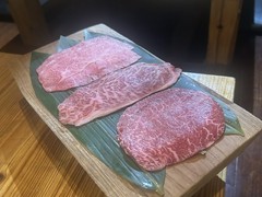 本格炭火焼肉わたなべ