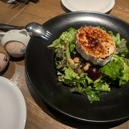 人生で一番美味しかったアメリカンチェリーとスペインチーズのサラダ