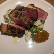 豚肉の蜂蜜ロースト？