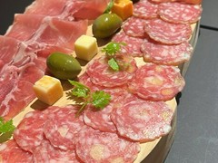 プロシュット&サラミチーズ盛合せ