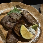 酒と肴　盃（まるはい）