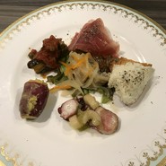 シェフのおまかせディナーコース・前菜盛り合わせ