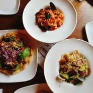 カフェ＆レストラン ヴィーニュ