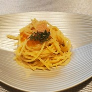ウニとイクラのパスタ