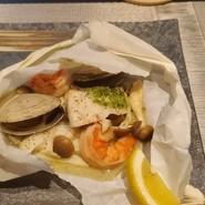 海鮮の包み焼き