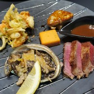 ヒレカツとアワビステーキとファグラとかき揚げ