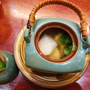 松茸の土瓶蒸し
