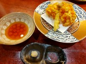 名物の桜海老と帆立のかき揚げ