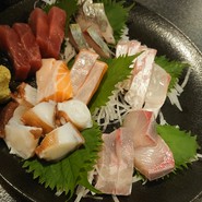 刺身盛り合わせ