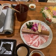 島しゃぶしゃぶNAKAMA