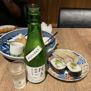 コース揚物盛り、リュウキュウの寿司など