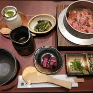 清流ホルモン 信長 本店(旧もつ鍋信長)