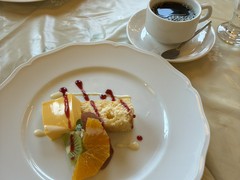 レストラン　フュメドゥコスモ