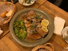 赤豚の厚切りローストポーク