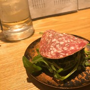 大衆酒場レインカラー