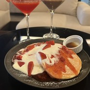 YOLO cafe & bar 渋谷宮益坂店