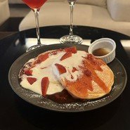 YOLO cafe & bar 渋谷宮益坂店