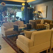 YOLO cafe & bar 渋谷宮益坂店