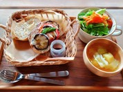 カフェ ニワトコ