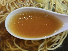 昔懐かしい優しい味の鶏ガラスープ！