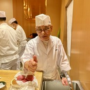 小松 弥助