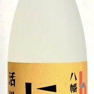 八幡川のにごり酒800円。にごり酒の概念が変わります。めちゃうまいですが19度あるので飲み過ぎ注意