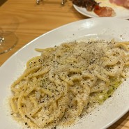 新玉ねぎのカチョエペペ