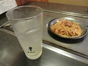 レモンサワーとホルモンそば