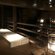 Bar M