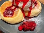ベリーベリーパンケーキ