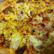 ピザハット 三宮店