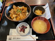しびれ豚丼