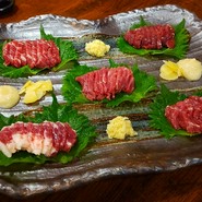 馬刺し五種盛り
