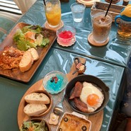 カフェ　ラピス