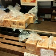 ヴィクトワール 大阪心斎橋店